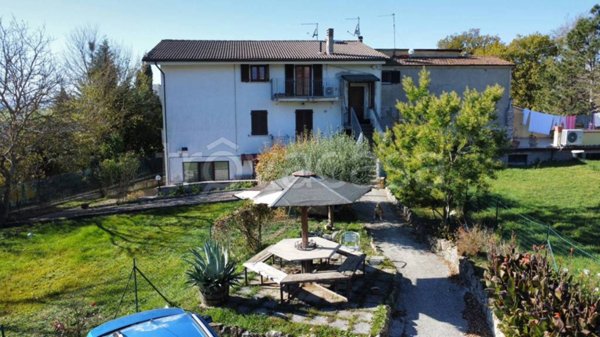 casa indipendente in vendita a Fossato di Vico in zona Colbassano