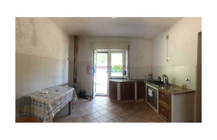 casa indipendente in vendita a Fossato di Vico in zona Palazzolo