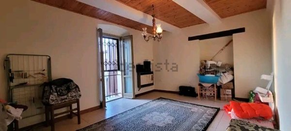 casa indipendente in vendita a Fossato di Vico in zona Palazzolo