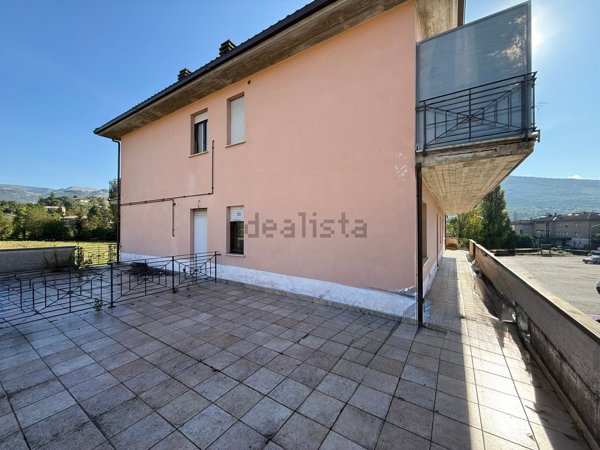 appartamento in vendita a Fossato di Vico in zona Osteria del Gatto