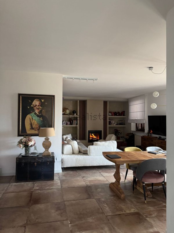 casa indipendente in vendita a Fossato di Vico