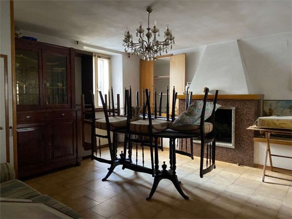 casa indipendente in vendita a Fossato di Vico