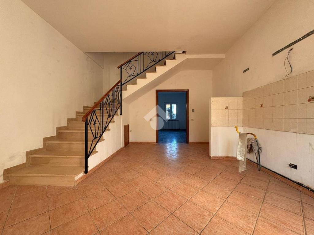 casa indipendente in vendita a Fossato di Vico