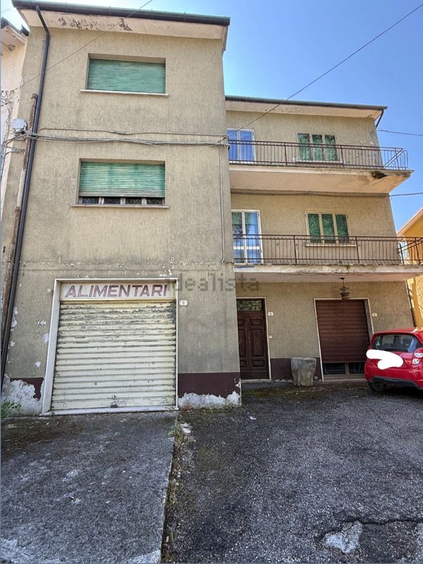 casa indipendente in vendita a Fossato di Vico in zona Purello