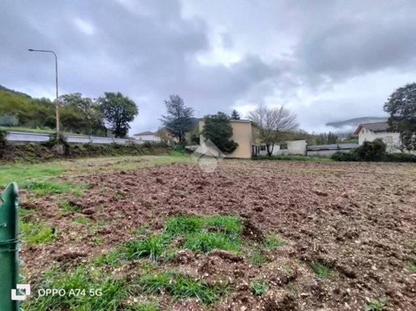 terreno in vendita a Fossato di Vico in zona Purello