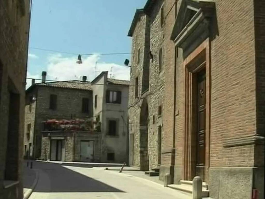 pentavano in vendita a Fratta Todina