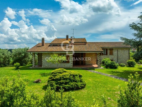 casa indipendente in vendita a Fratta Todina