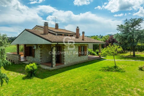 casa indipendente in vendita a Fratta Todina