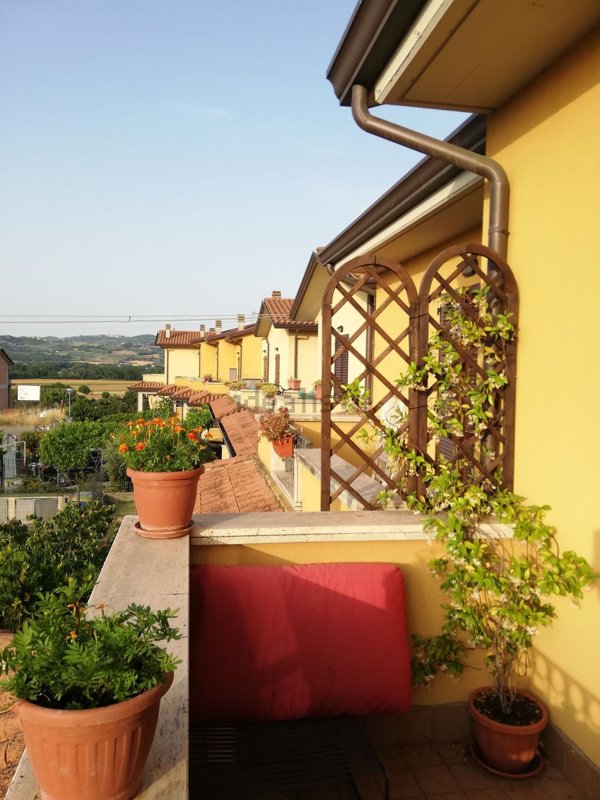 casa indipendente in vendita a Fratta Todina