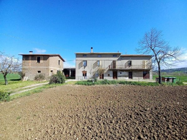 casa indipendente in vendita a Fratta Todina