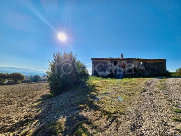 rudere in vendita a Fratta Todina in zona Casaiole/Spineta