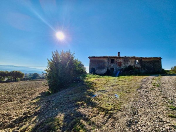 casa indipendente in vendita a Fratta Todina
