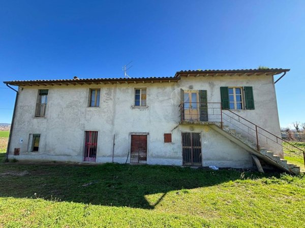 casa indipendente in vendita a Fratta Todina