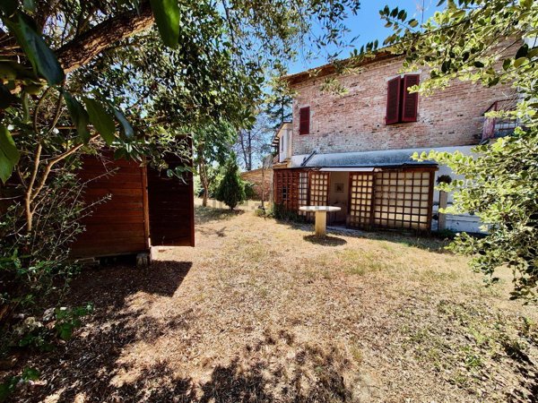casa indipendente in vendita a Fratta Todina