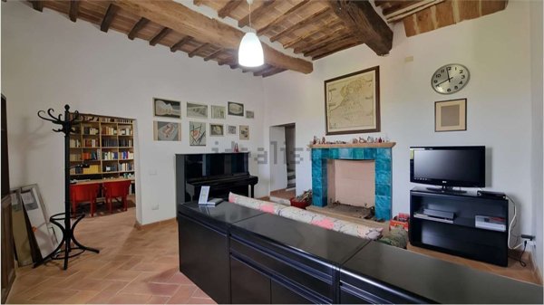 casa indipendente in vendita a Fratta Todina in zona Bino