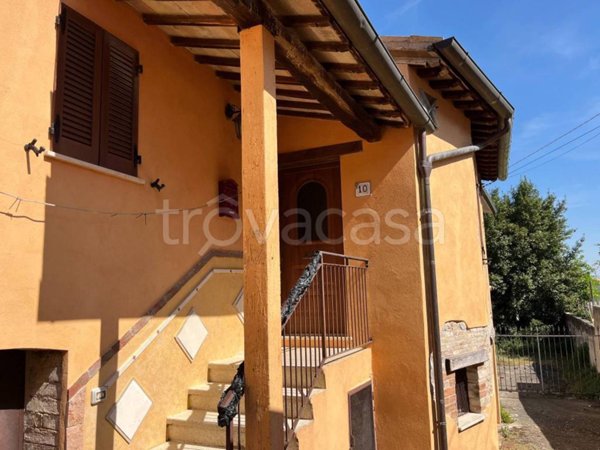 appartamento in vendita a Giano dell'Umbria in zona Bastardo