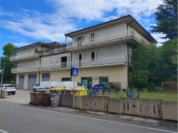 appartamento in vendita a Giano dell'Umbria in zona Bastardo