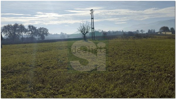 casa indipendente in vendita a Giano dell'Umbria in zona Bastardo