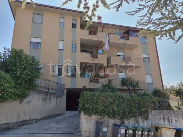 appartamento in vendita a Giano dell'Umbria in zona Bastardo