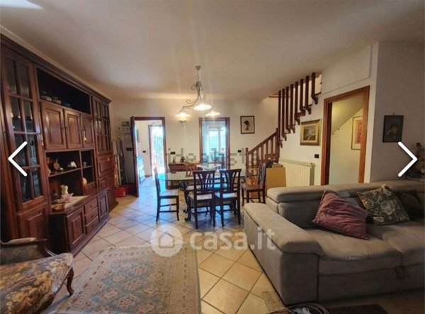 casa indipendente in vendita a Giano dell'Umbria in zona Bastardo