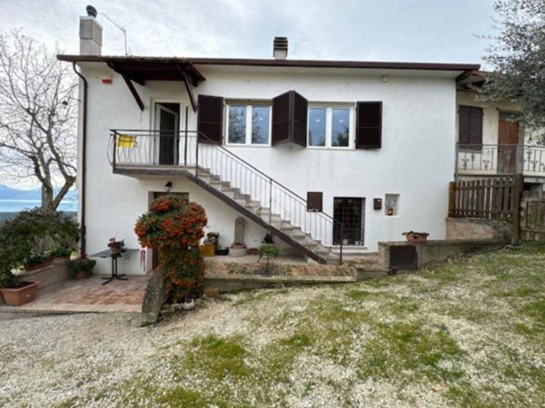 appartamento in vendita a Giano dell'Umbria