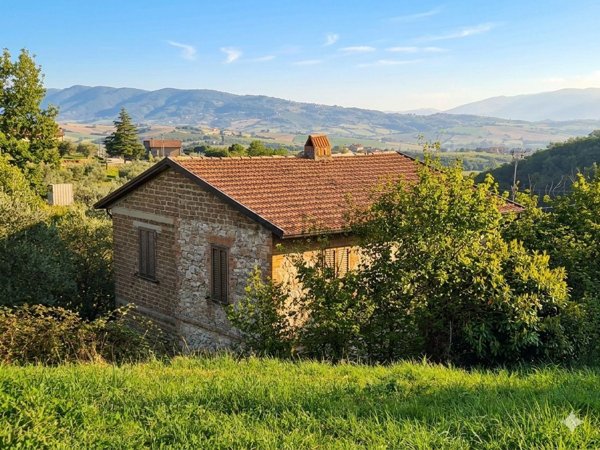 casa semindipendente in vendita a Giano dell'Umbria in zona Montecchio