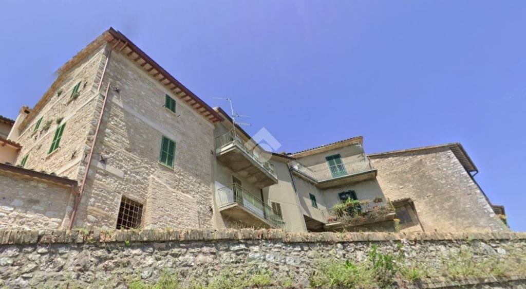 casa indipendente in vendita a Giano dell'Umbria