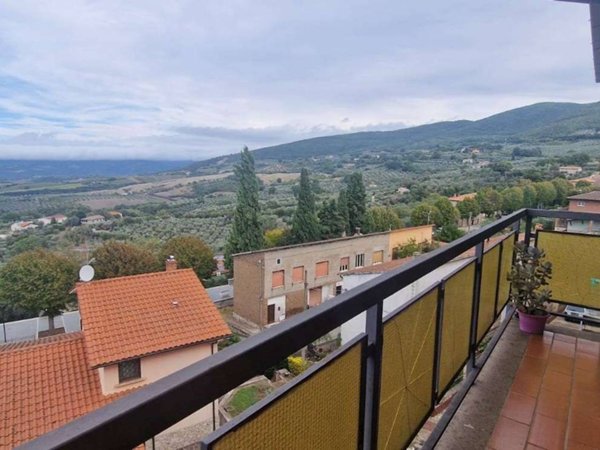 appartamento in vendita a Giano dell'Umbria in zona Montecchio