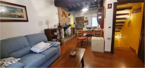 appartamento in vendita a Gualdo Cattaneo in zona San Terenziano