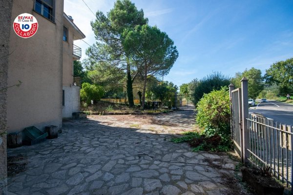 appartamento in vendita a Gualdo Cattaneo in zona Torri