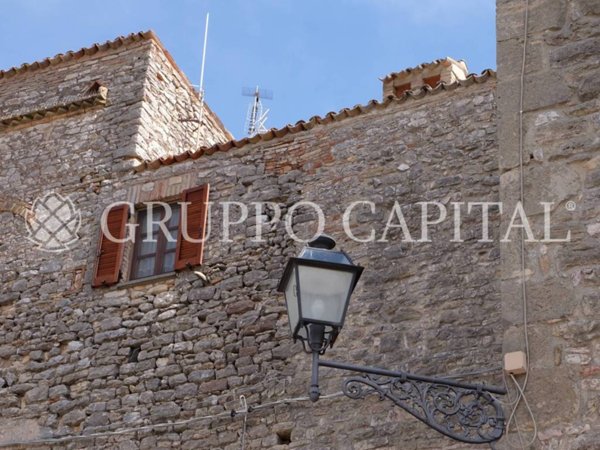 casa indipendente in vendita a Gualdo Cattaneo in zona Torri