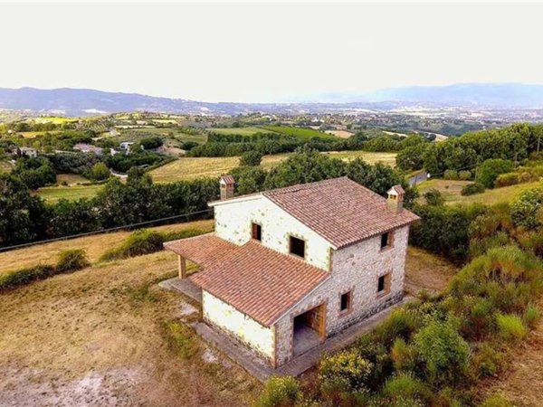 casale in vendita a Gualdo Cattaneo in zona Torri