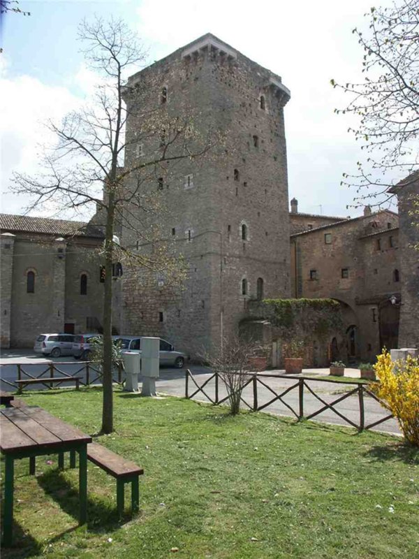 intera palazzina in vendita a Gualdo Cattaneo