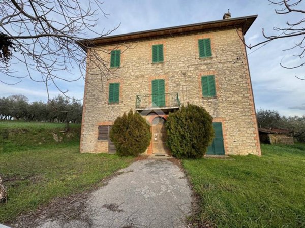 casa indipendente in vendita a Gualdo Cattaneo