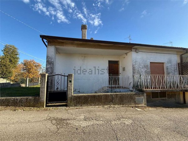 casa semindipendente in vendita a Gualdo Cattaneo