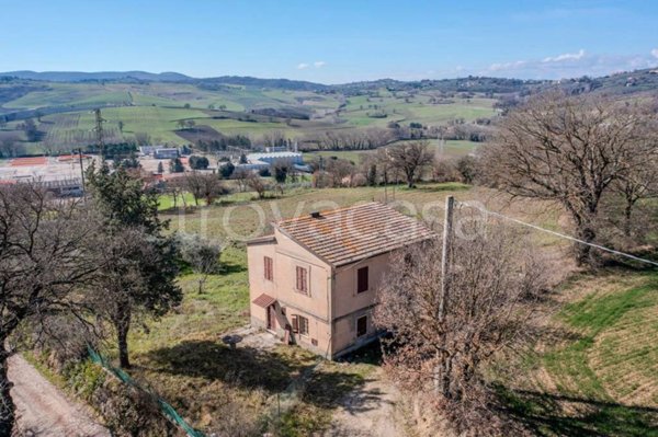 casa indipendente in vendita a Gualdo Cattaneo