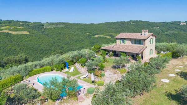 casa indipendente in vendita a Gualdo Cattaneo