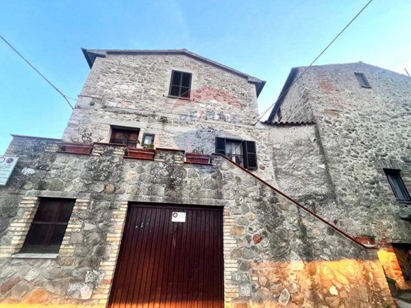 appartamento in vendita a Gualdo Cattaneo in zona Saragano