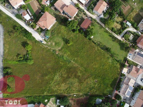 casa indipendente in vendita a Gualdo Cattaneo in zona San Terenziano