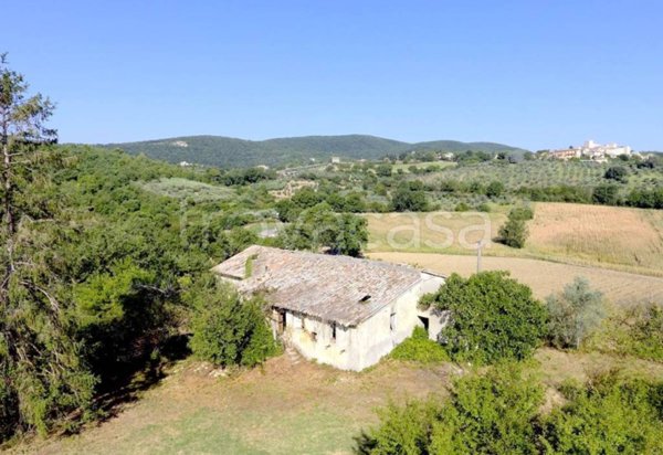 casa indipendente in vendita a Gualdo Cattaneo in zona Barattano
