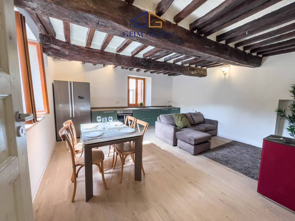 casa indipendente in vendita a Gualdo Cattaneo in zona Torri
