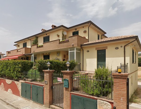 appartamento in vendita a Gualdo Cattaneo in zona Grutti