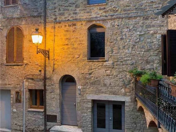 casa semindipendente in vendita a Gualdo Cattaneo in zona San Terenziano