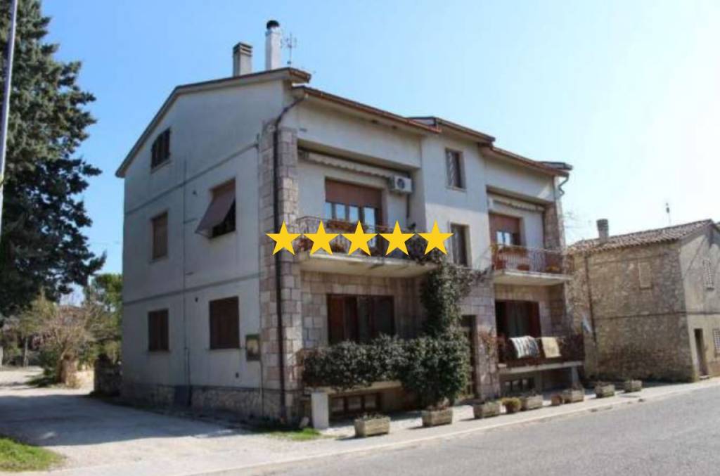 casa indipendente in vendita a Gualdo Cattaneo