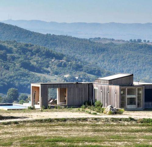 casa indipendente in vendita a Gualdo Cattaneo in zona Cerquiglino