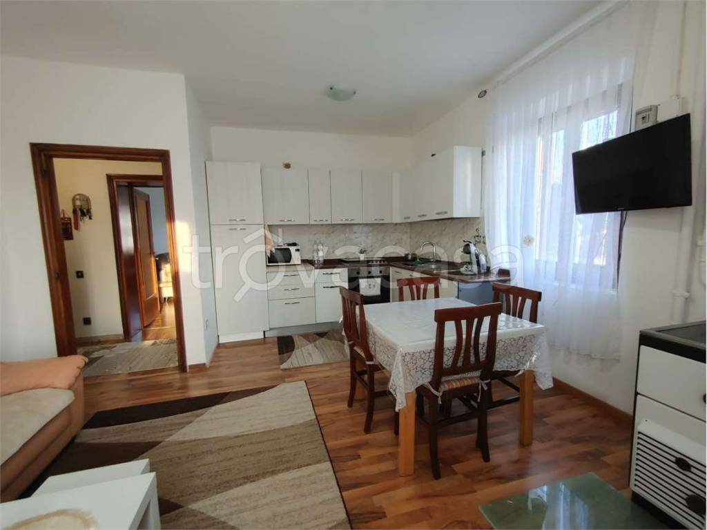 appartamento in vendita a Gualdo Cattaneo in zona Ponte di Ferro