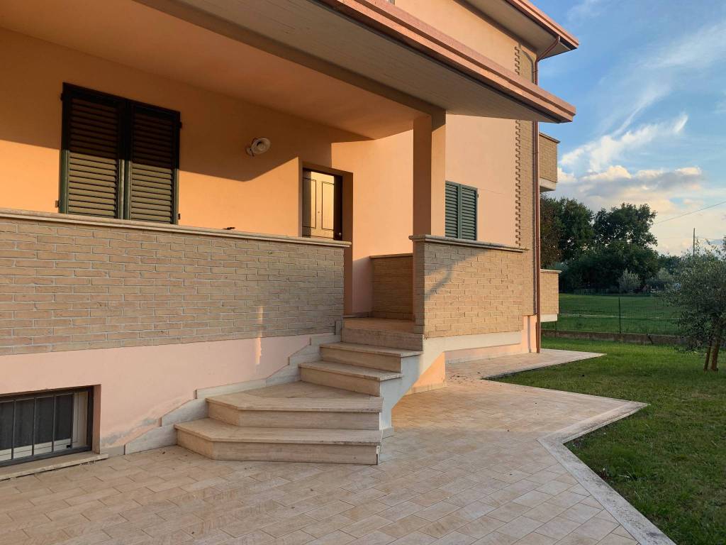 appartamento in vendita a Gualdo Cattaneo in zona San Terenziano