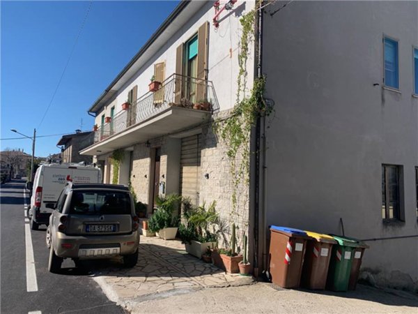 casa indipendente in vendita a Gualdo Cattaneo