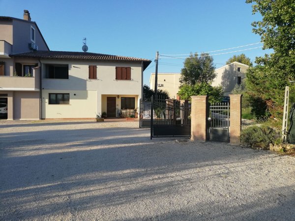 casa indipendente in vendita a Gualdo Cattaneo