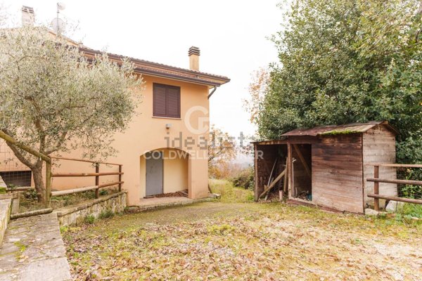 casa indipendente in vendita a Gualdo Cattaneo